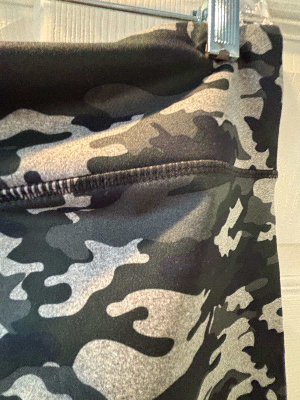 Fabletics Camo Salar Leggings - Picture 3 of 5
